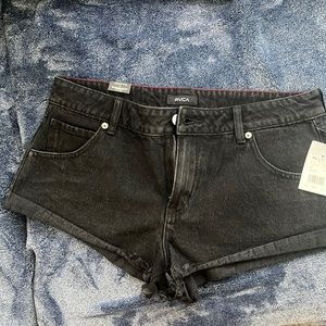 Brand new size 30 rvca shorts